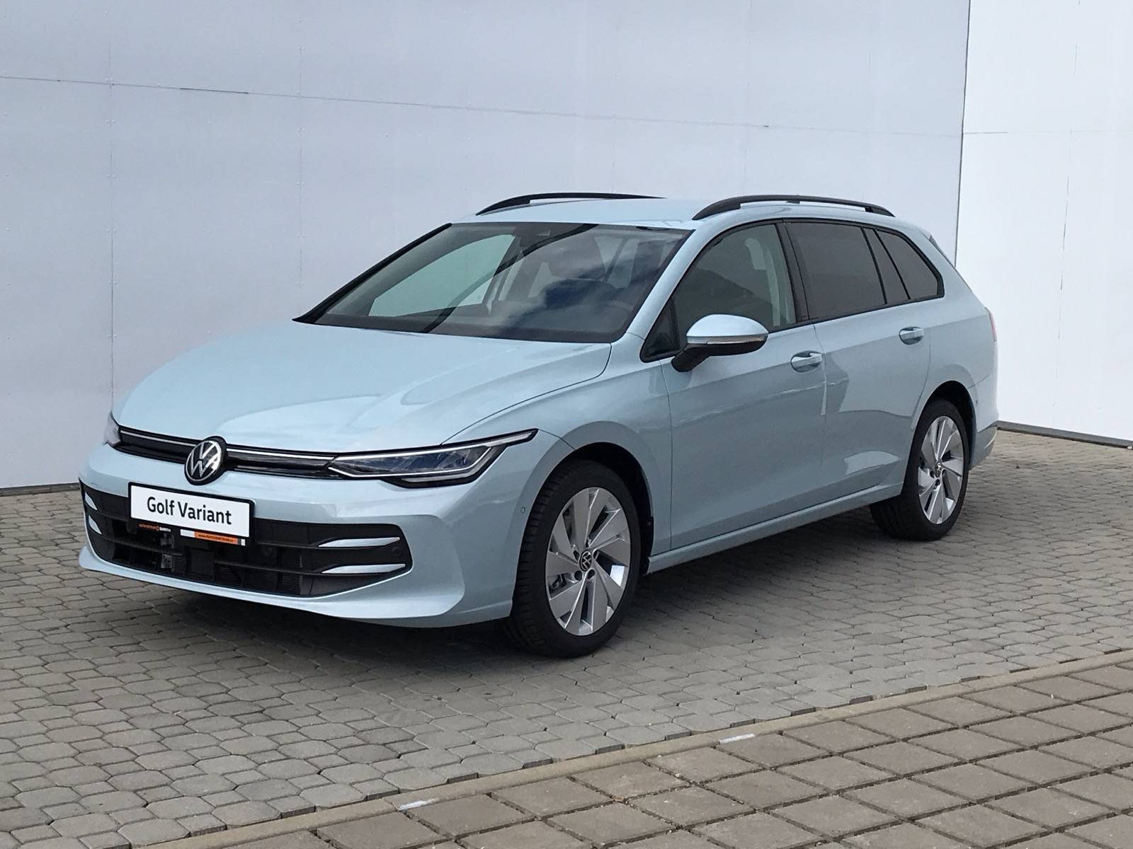 VW Golf Variant People 7DSG mHEV 1,5eTSI / 85kW
