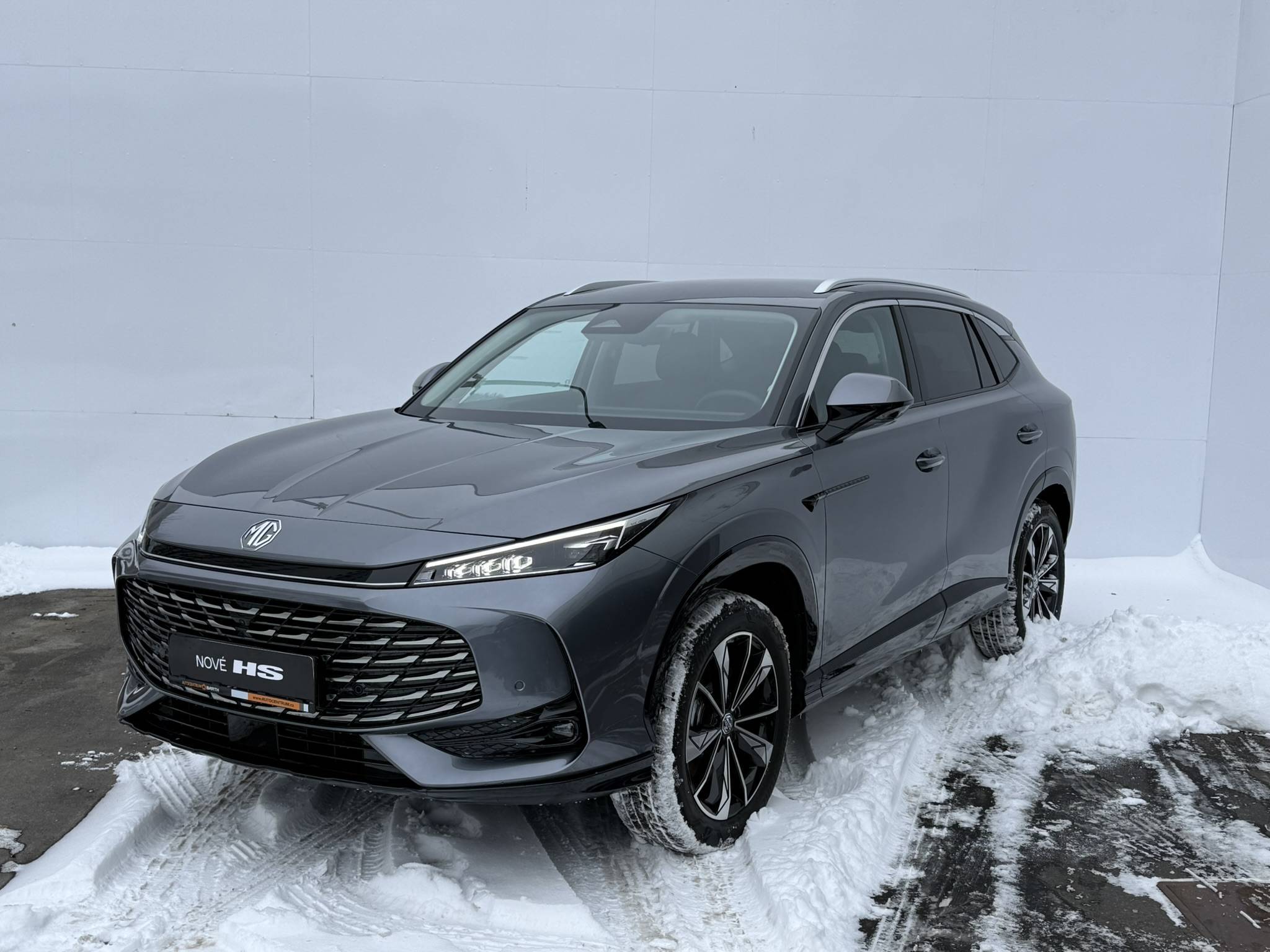 MG HS EXCLUSIVE HEV 1,5TGI / 165kW