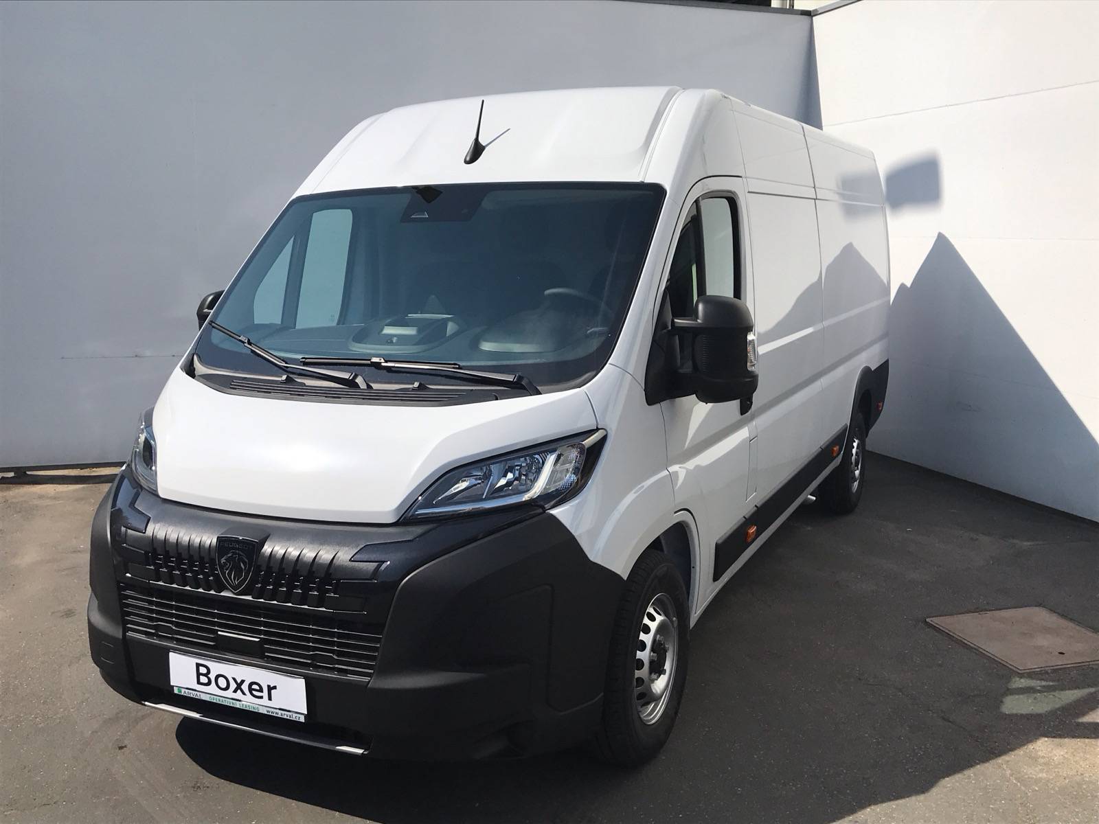 Peugeot Boxer 4350 L4H2 MAN6 2,2 BlueHDi / 103kW