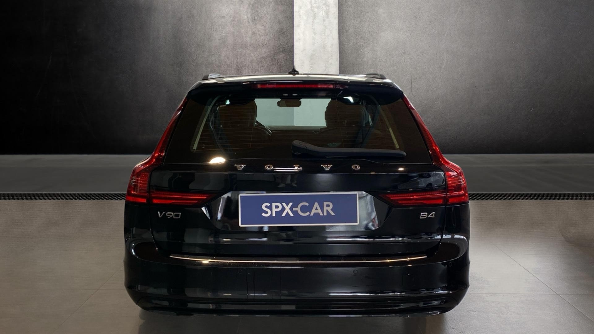 Volvo V90