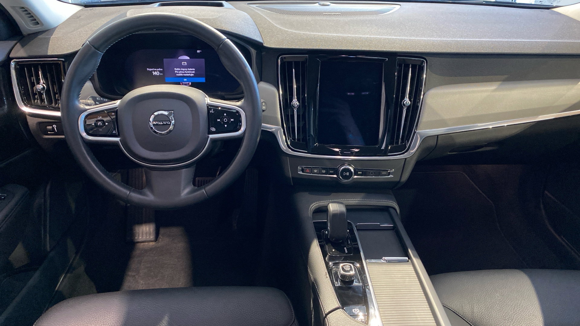 Volvo V90