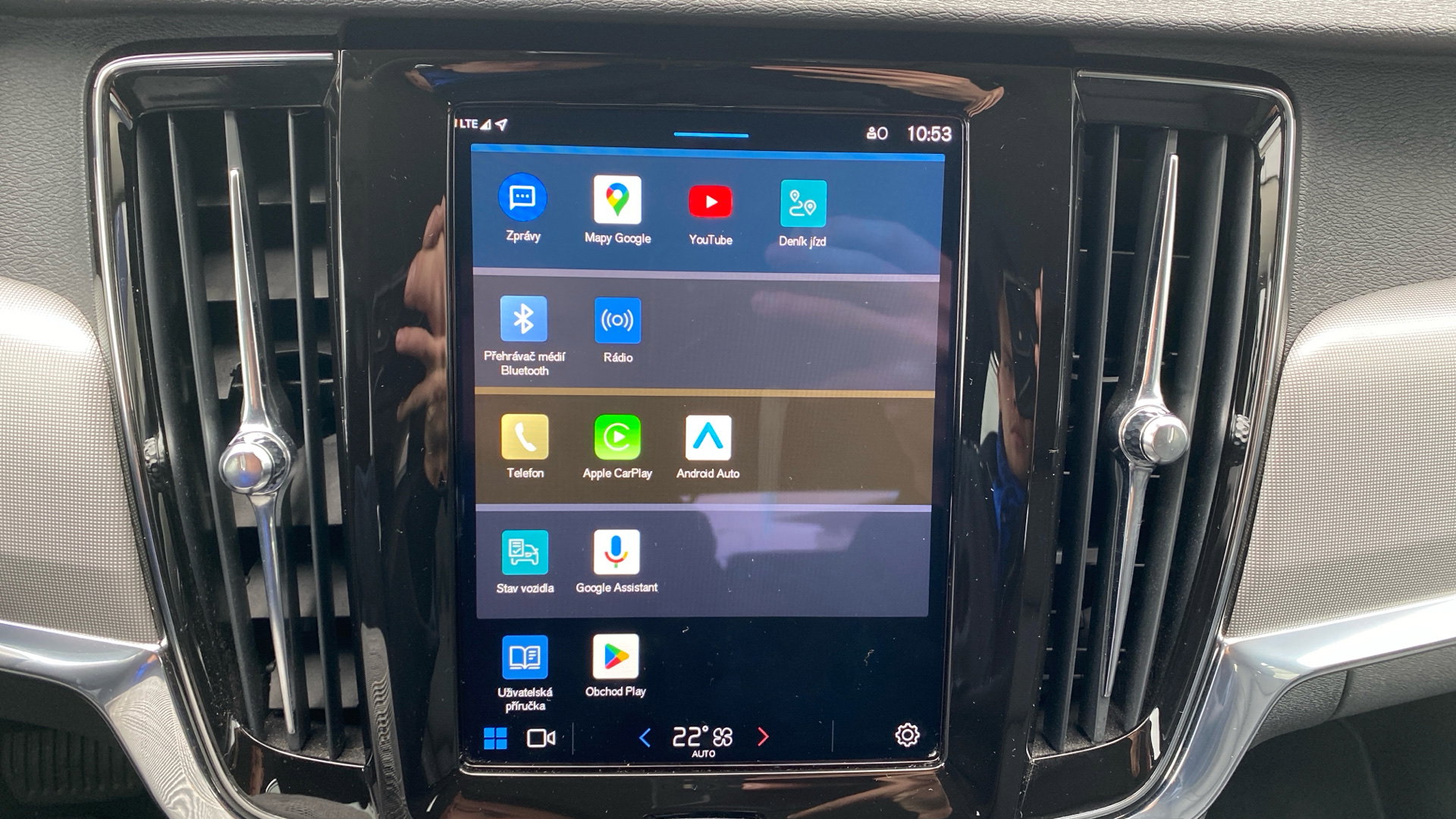 Volvo V90