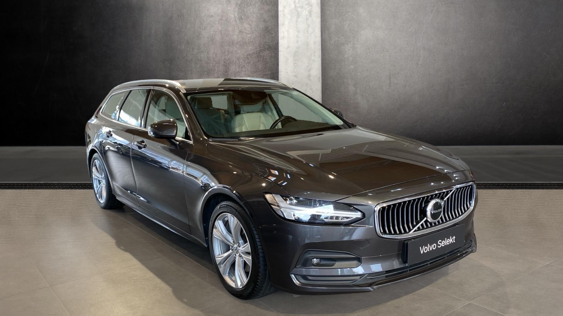 Volvo V90