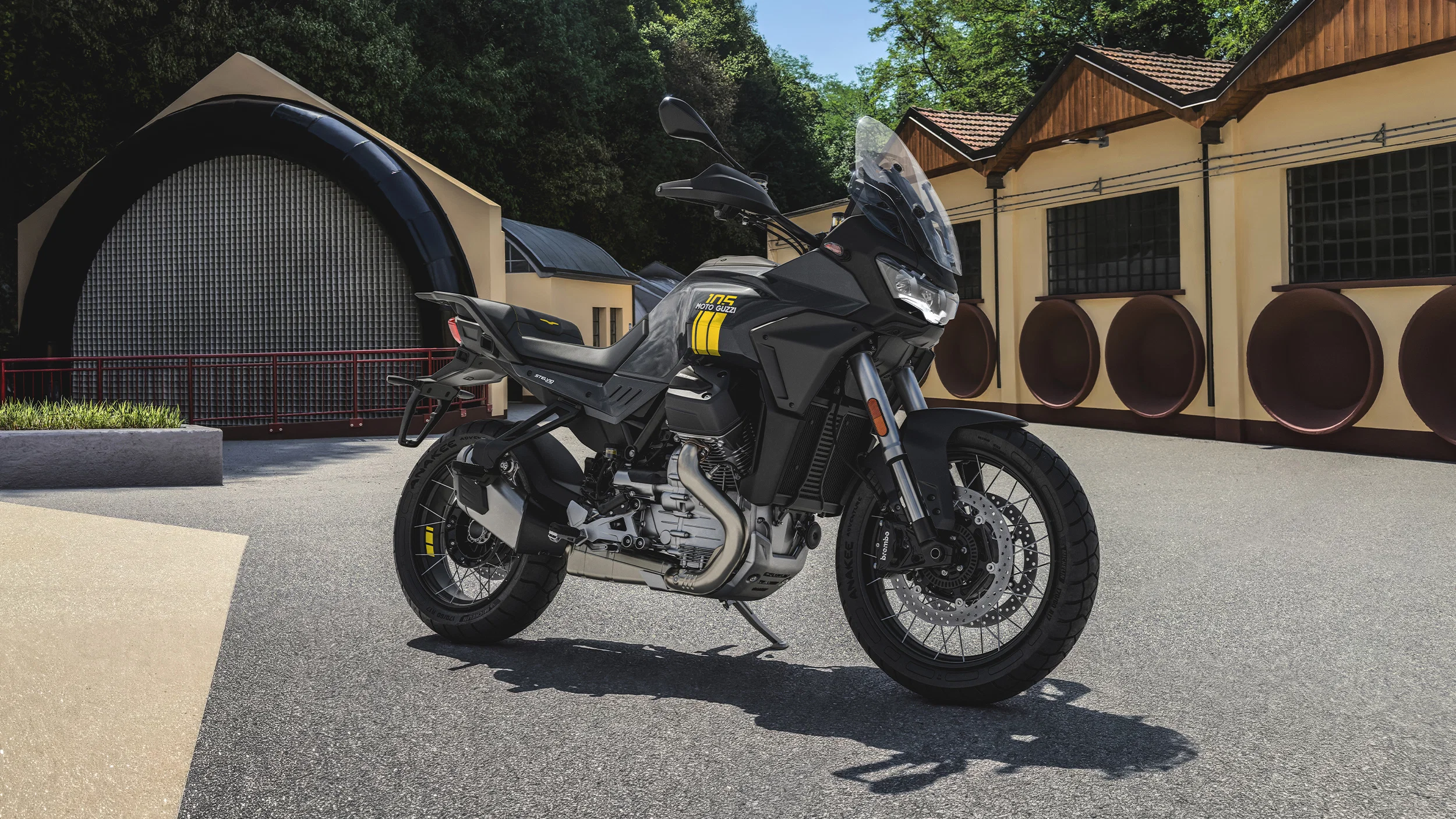 Moto Guzzi V 100 Stelvio