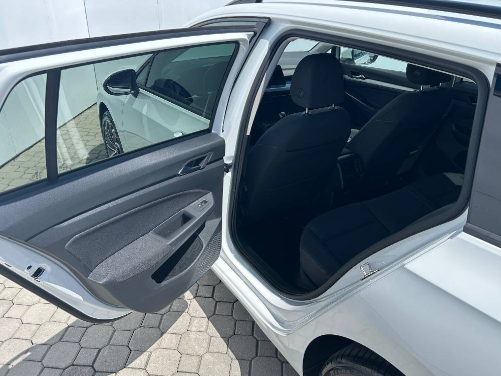 VW Golf Variant