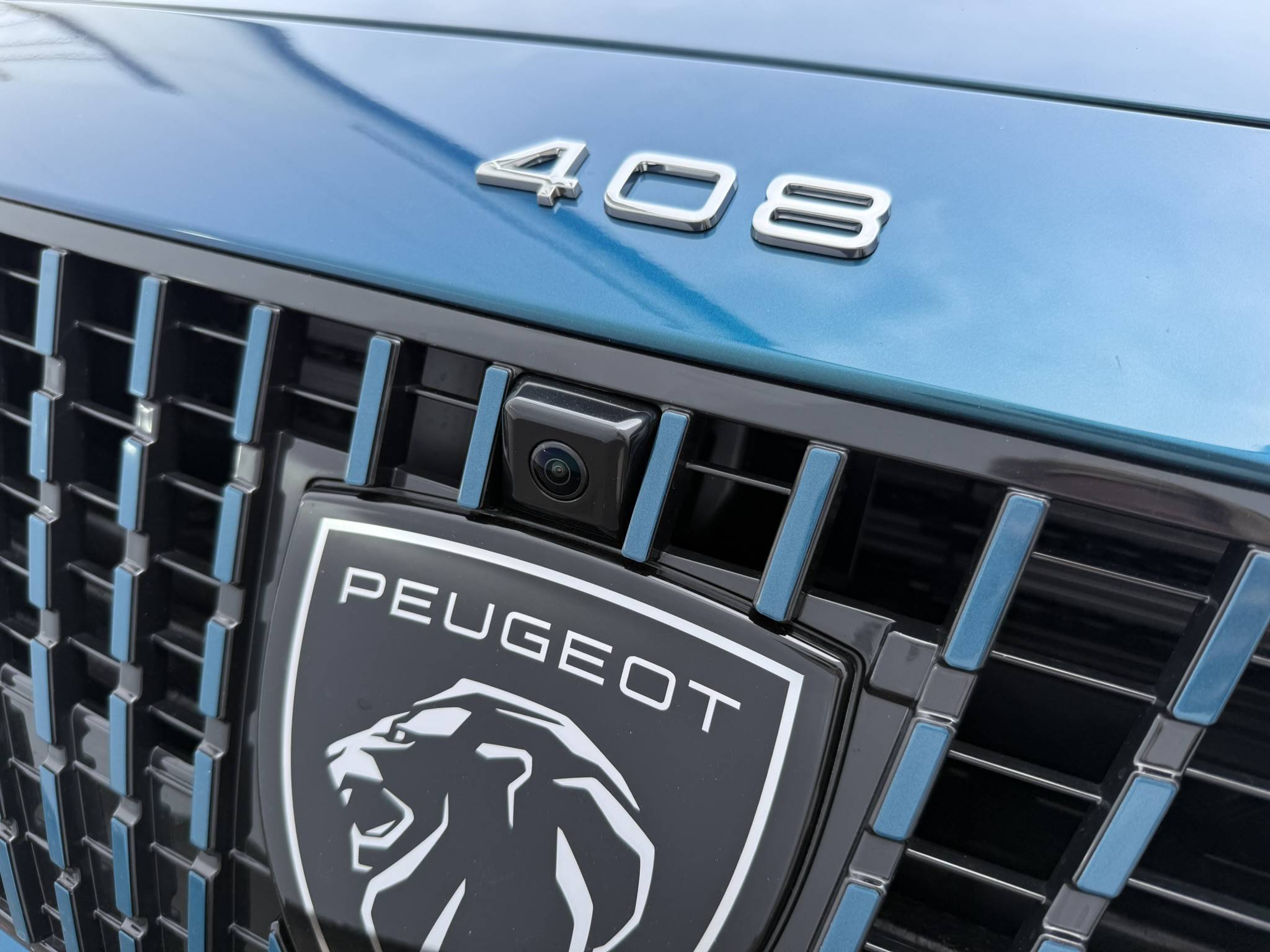 Peugeot 408