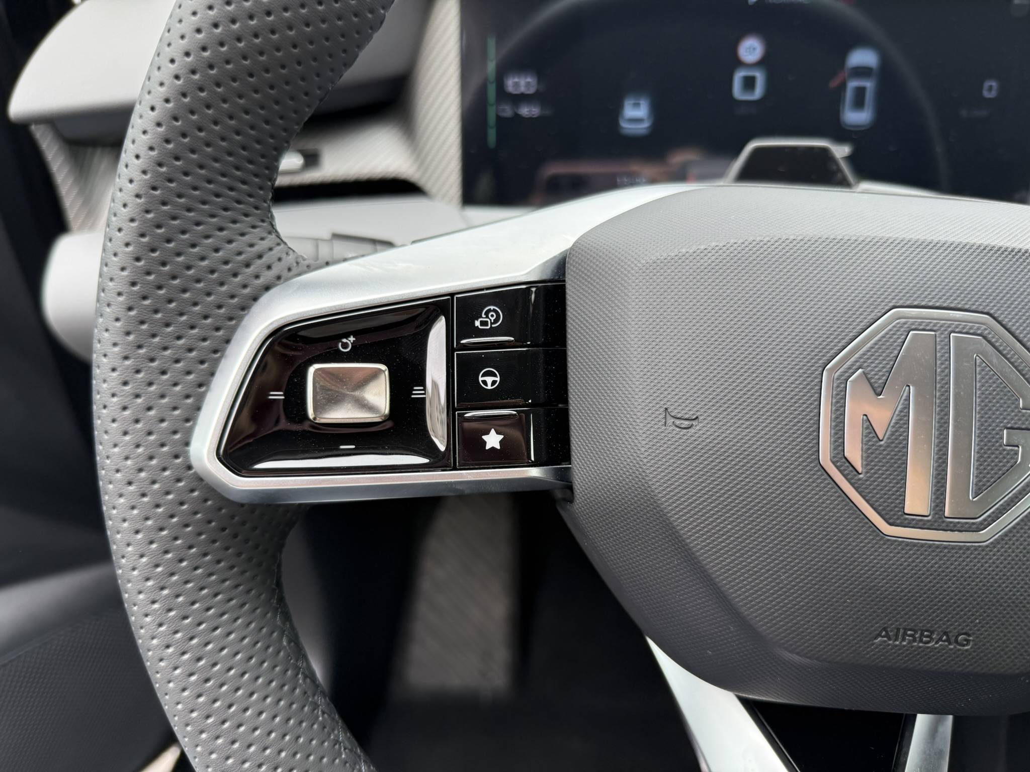 MG MG5 Electric
