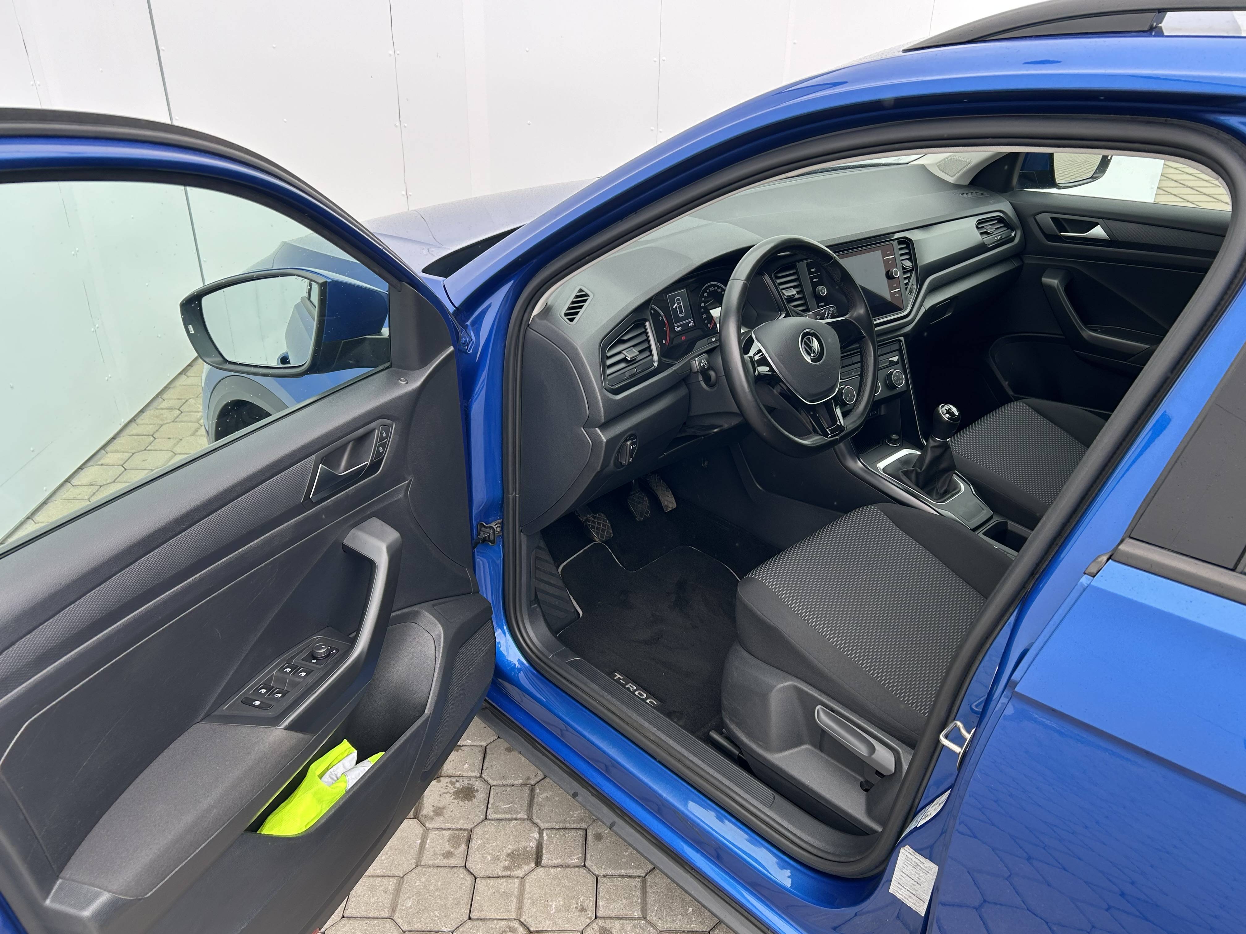 VW T-Roc