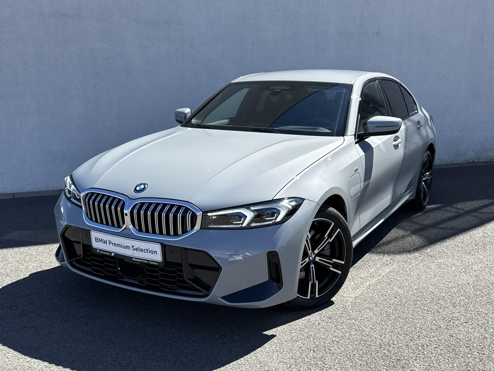 BMW Řada 3 330e xDrive Sedan