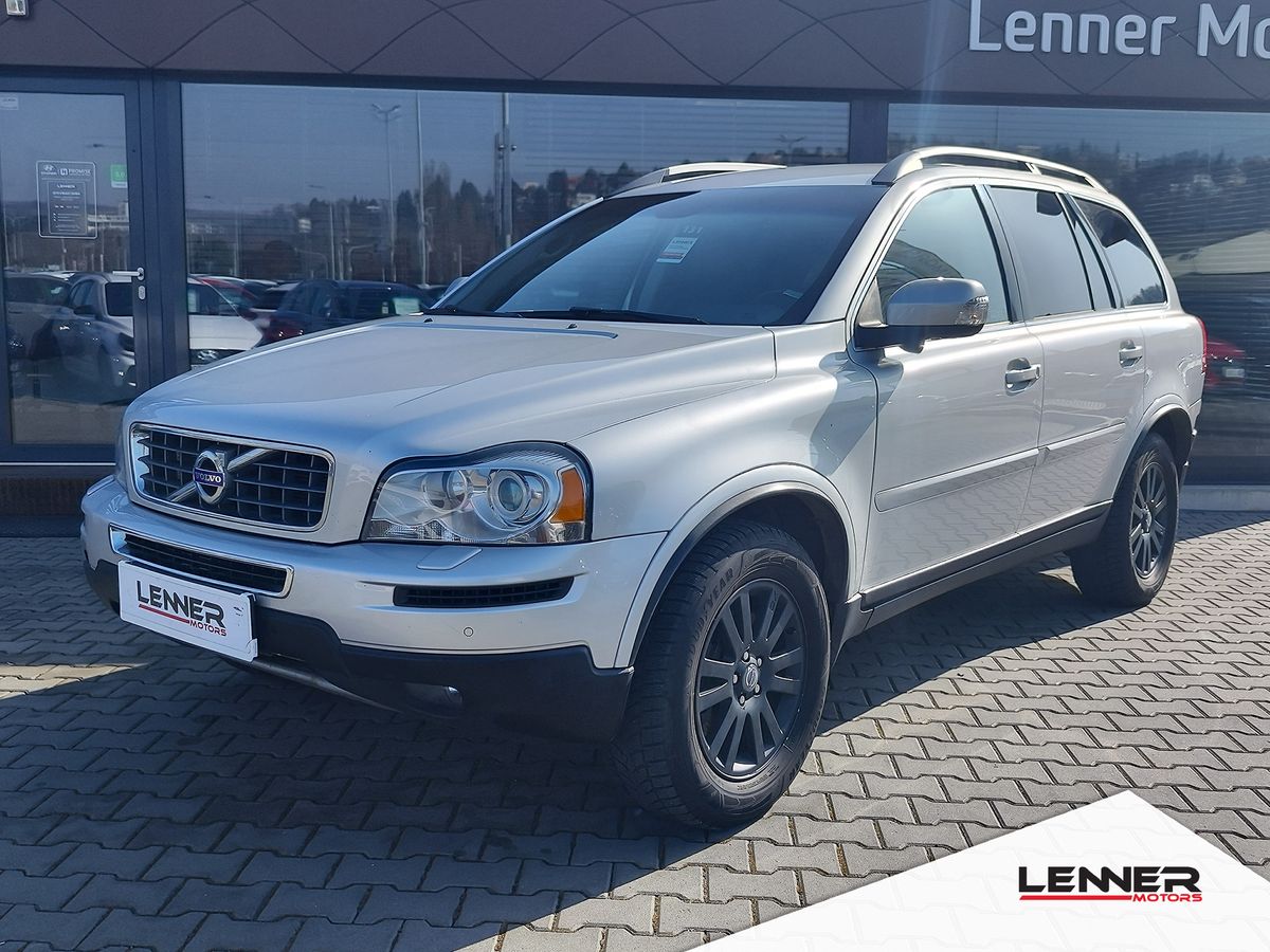 Volvo XC90 D5 2.4/147kW Momentum AWD ČR