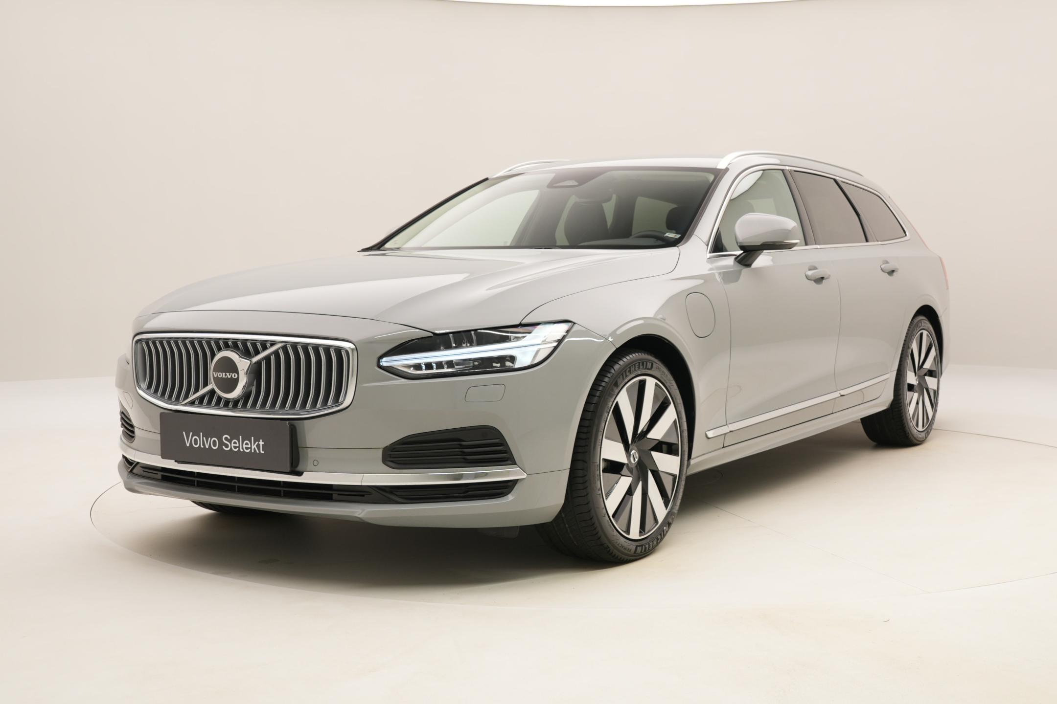 Volvo V90 T6 AWD RECHARGE CORE AUT