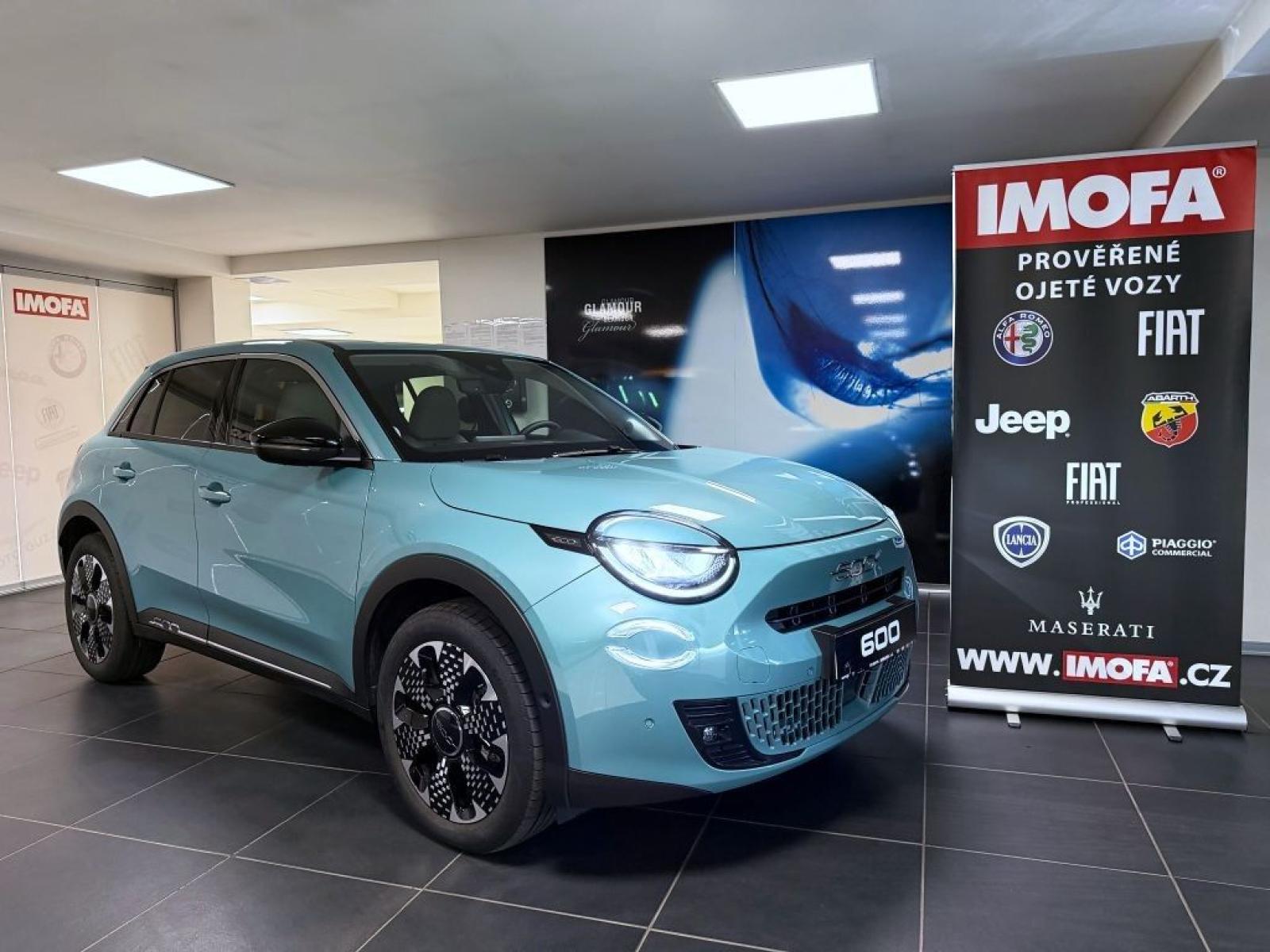 FIAT 600 1.2 Turbo Hybrid 145k MHEV eDC