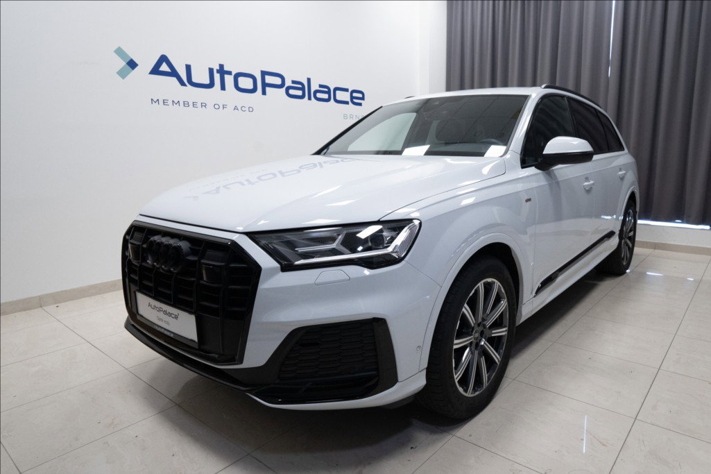 Audi Q7 3,0 TDI QUATTRO S-LINE 1. MAJ