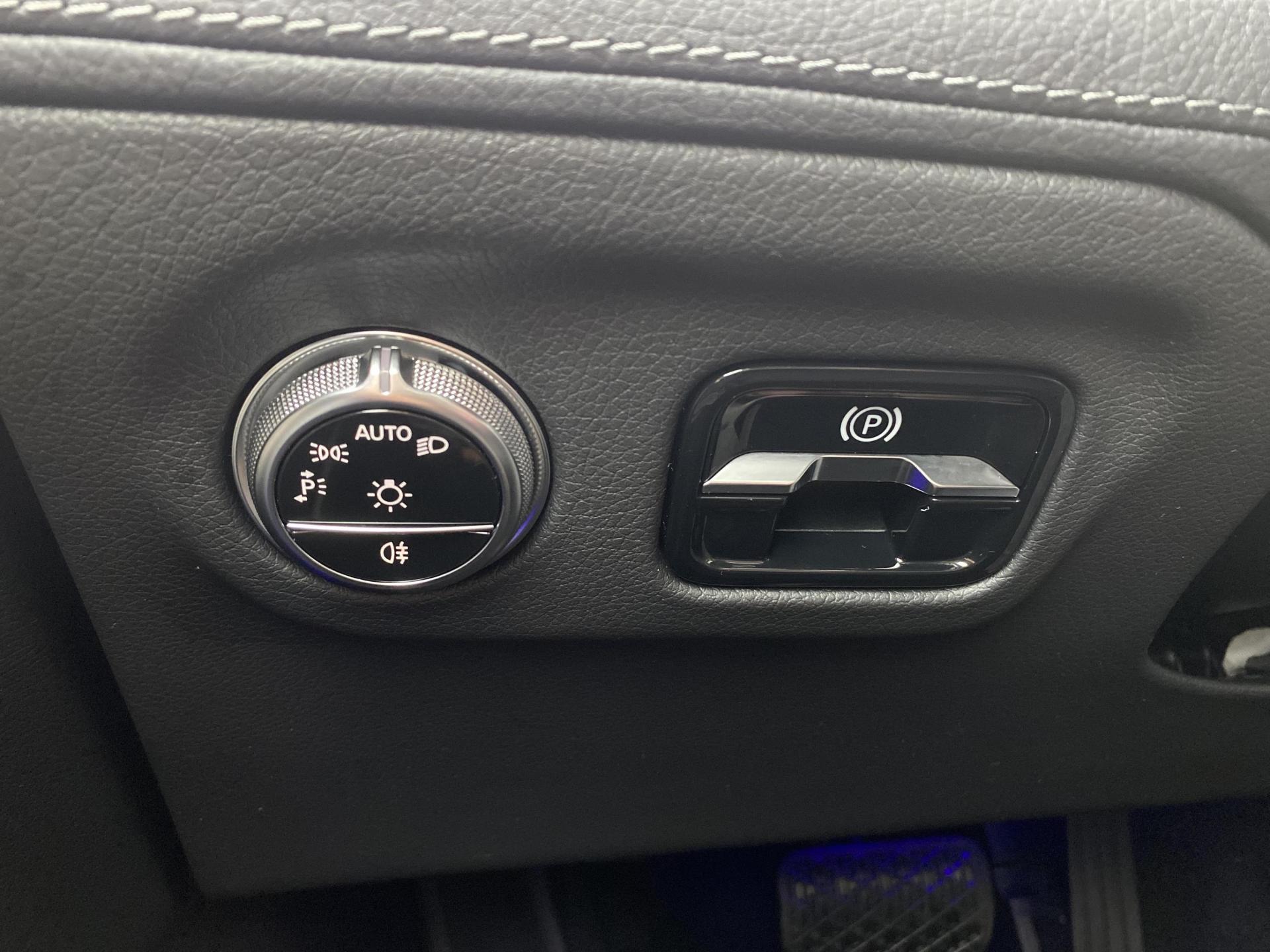 Mercedes EQS