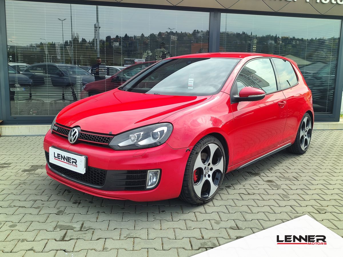 VW Golf 2.0 TSi/155kW GTI ČR 1.Maj.