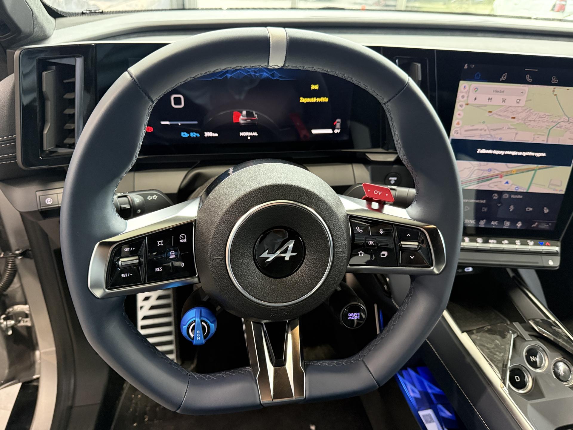 Alpine A390