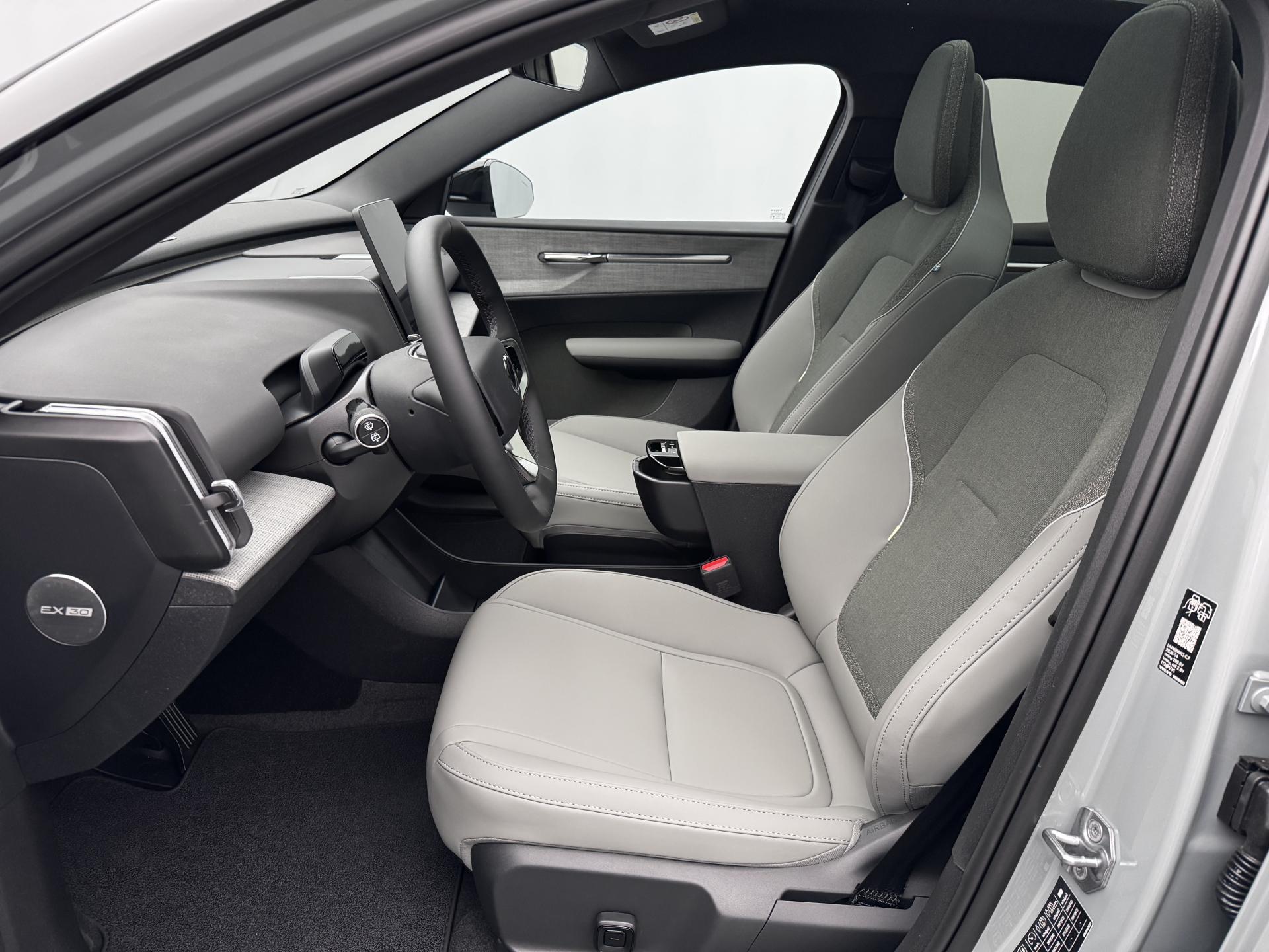 Volvo EX30