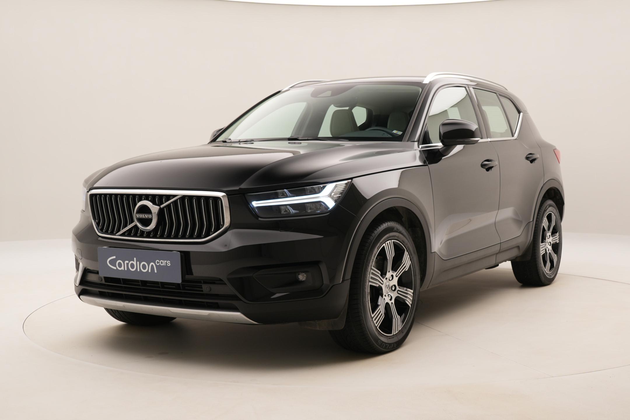 Volvo XC40 D4 AWD INSCRIPTION REZERVACE