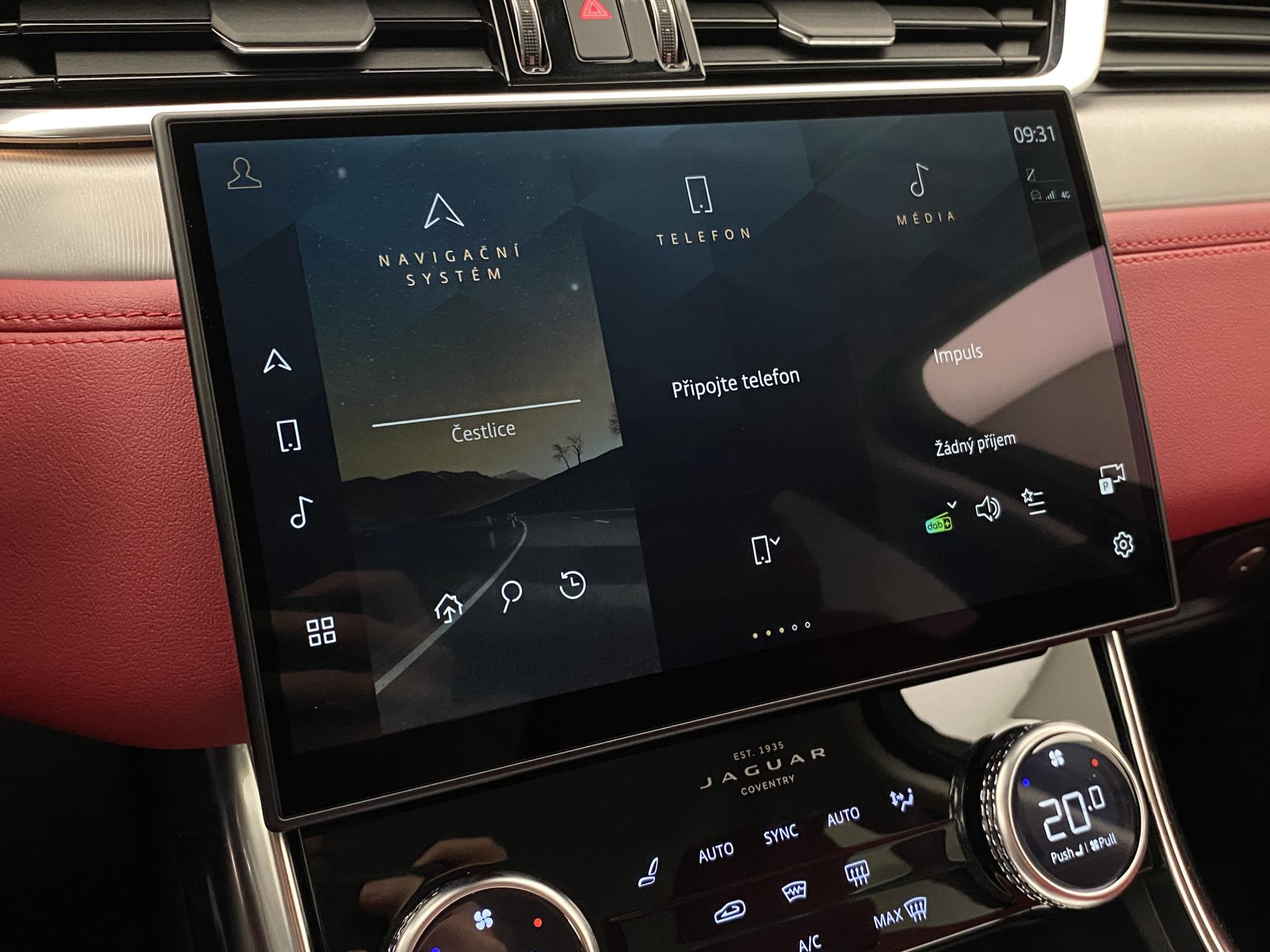 Jaguar XF
