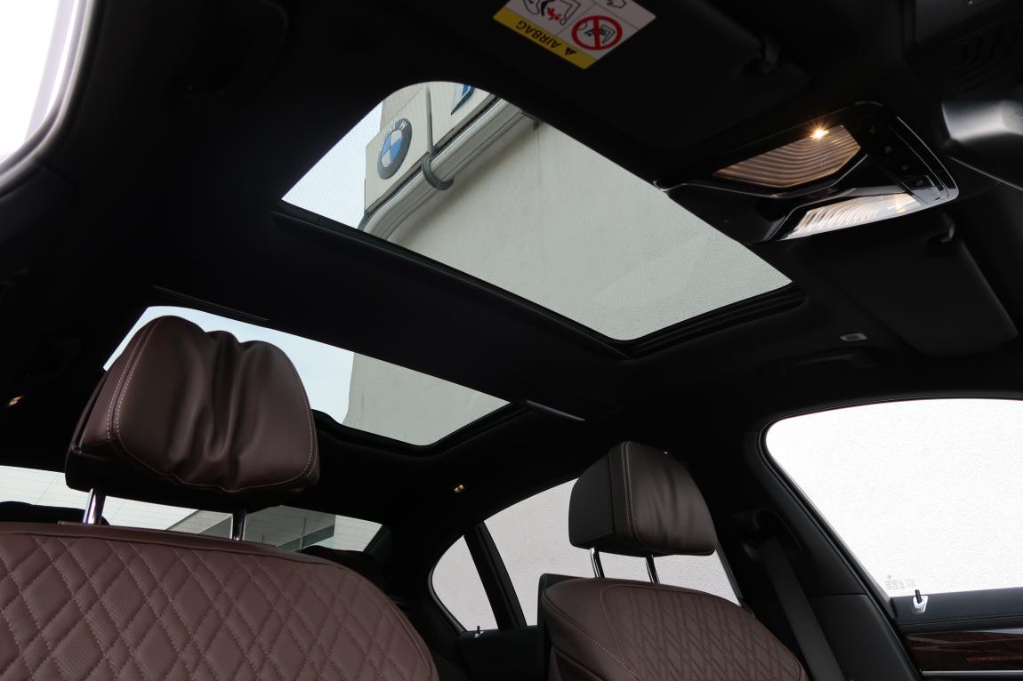 BMW Řada 7