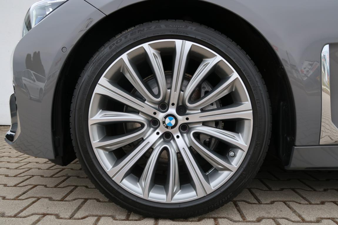 BMW Řada 7