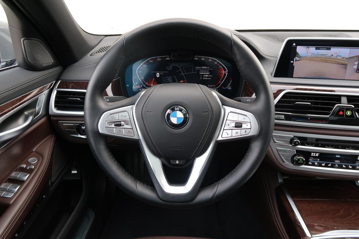 BMW Řada 7