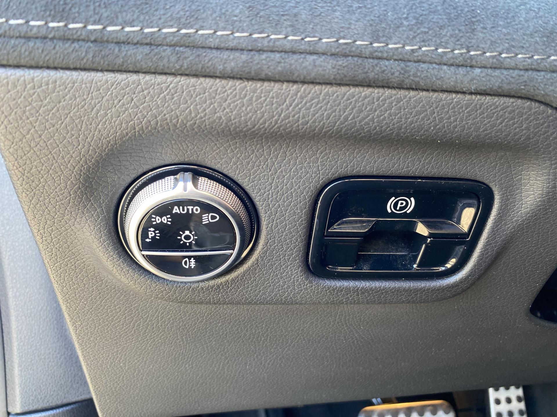 Mercedes EQE