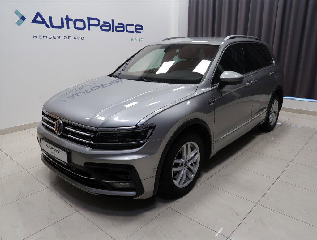 VW Tiguan 2,0 TDI DSG 4MOTION R-LINE