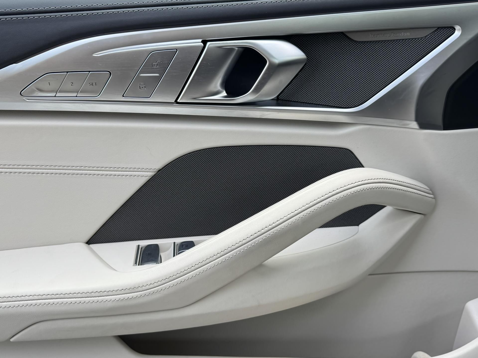 BMW Řada 8