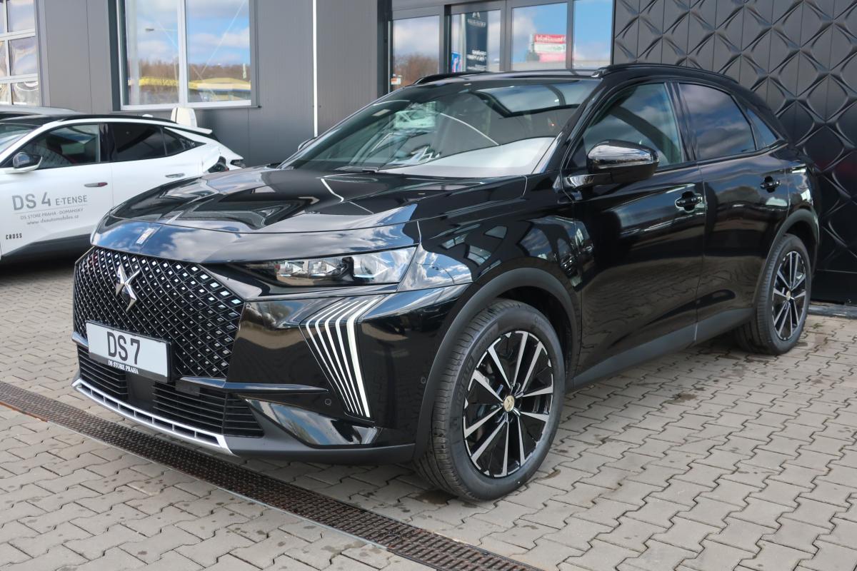 DS DS7 EDITION FRANCE 1.5 BlueHDi 1