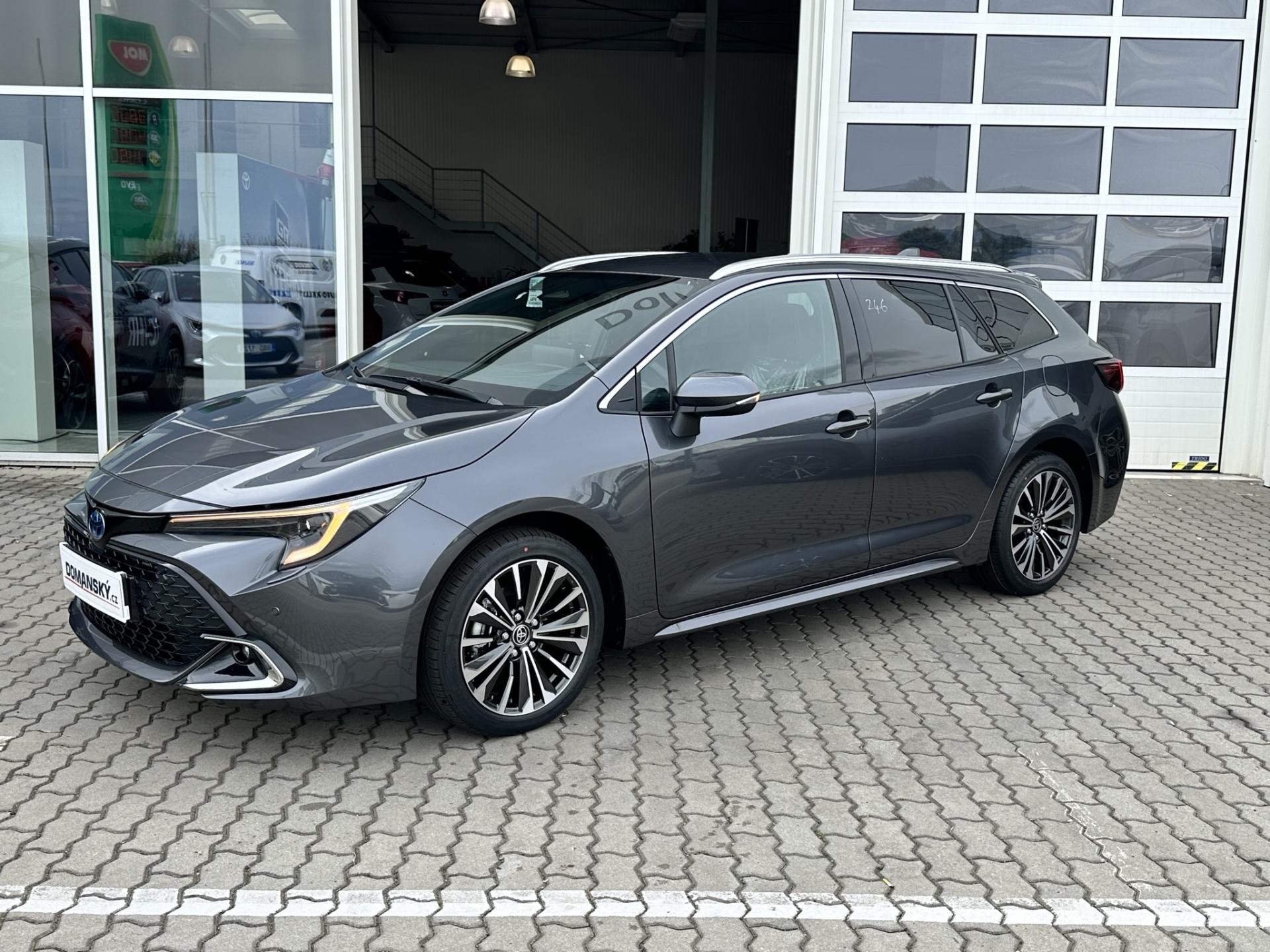 Toyota Corolla TS 1.8 HEV STYLE