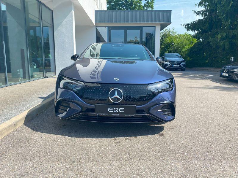 Mercedes EQE