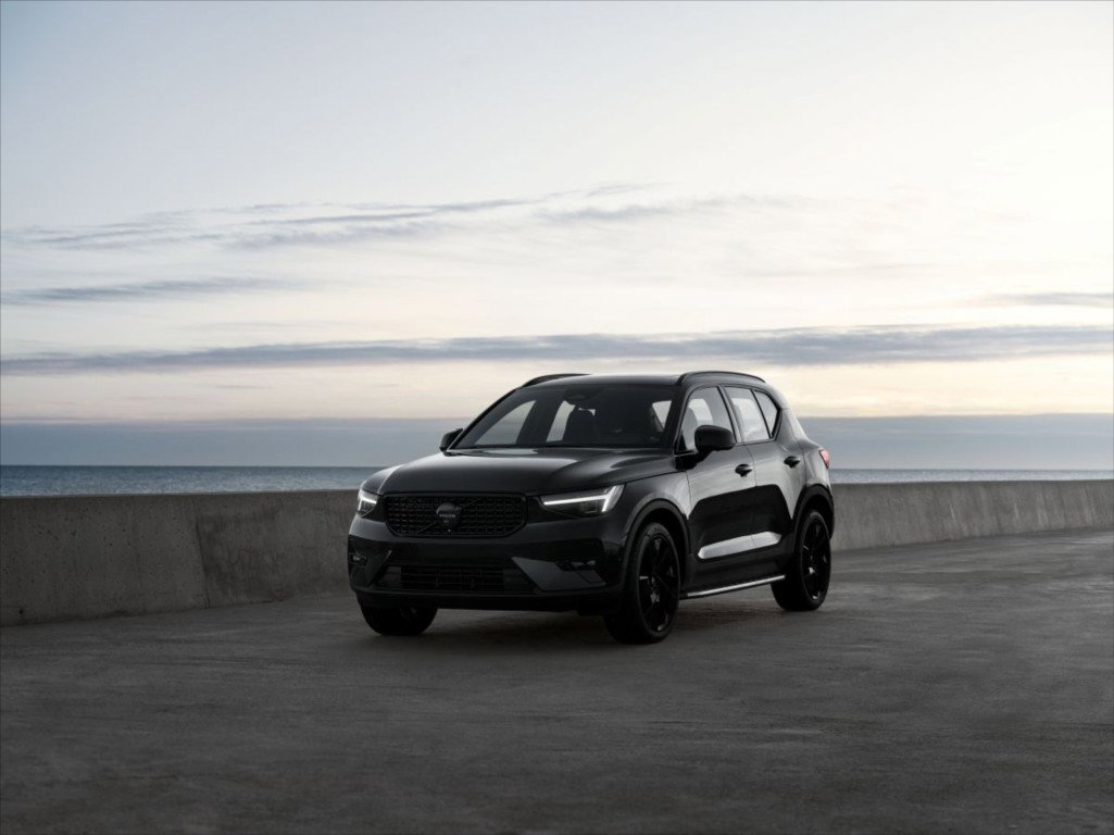 Volvo XC40 2,0   B4 ULTRA Black Edition