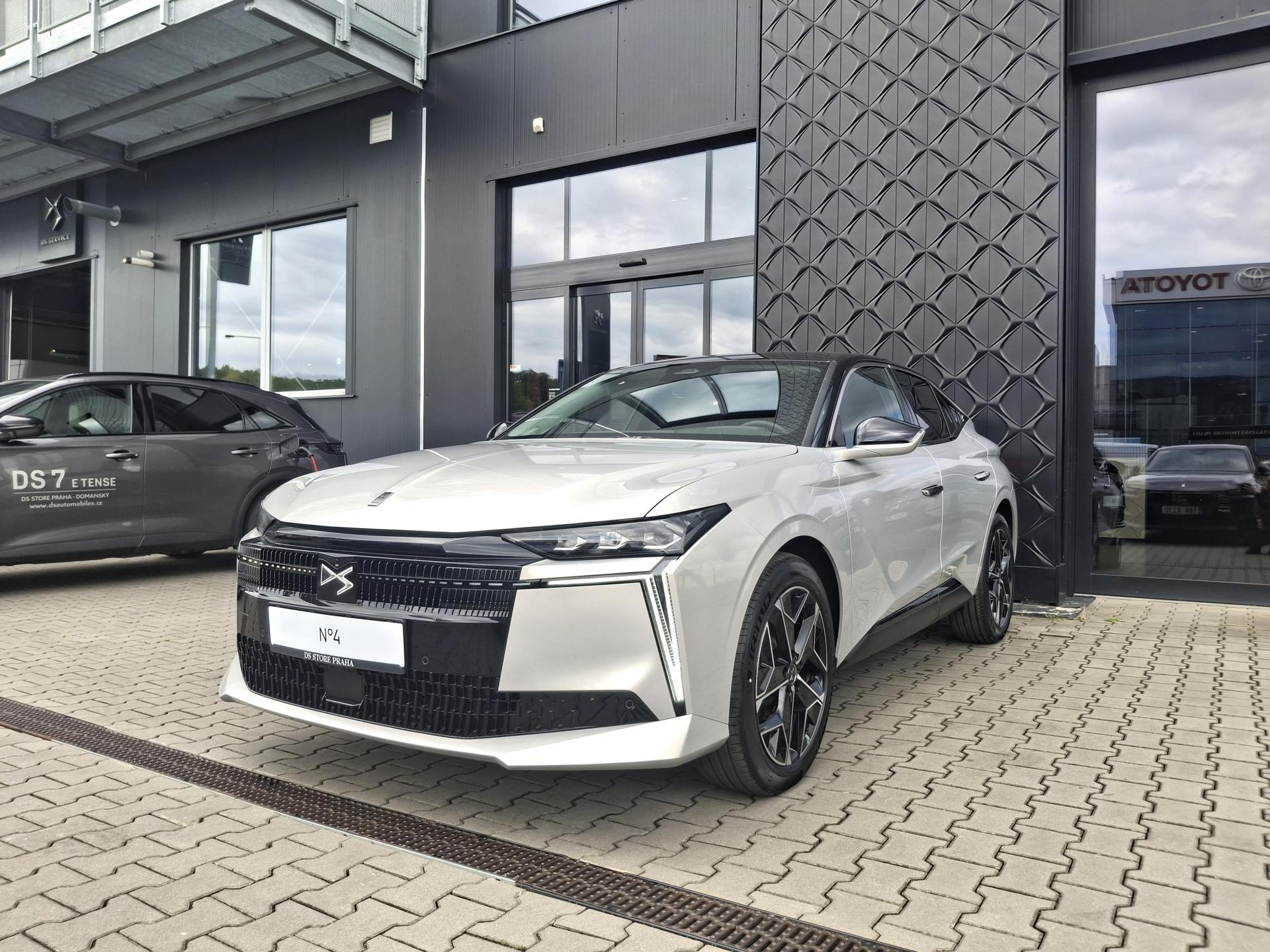 DS 92I N°4 ETOILE HYBRID 145