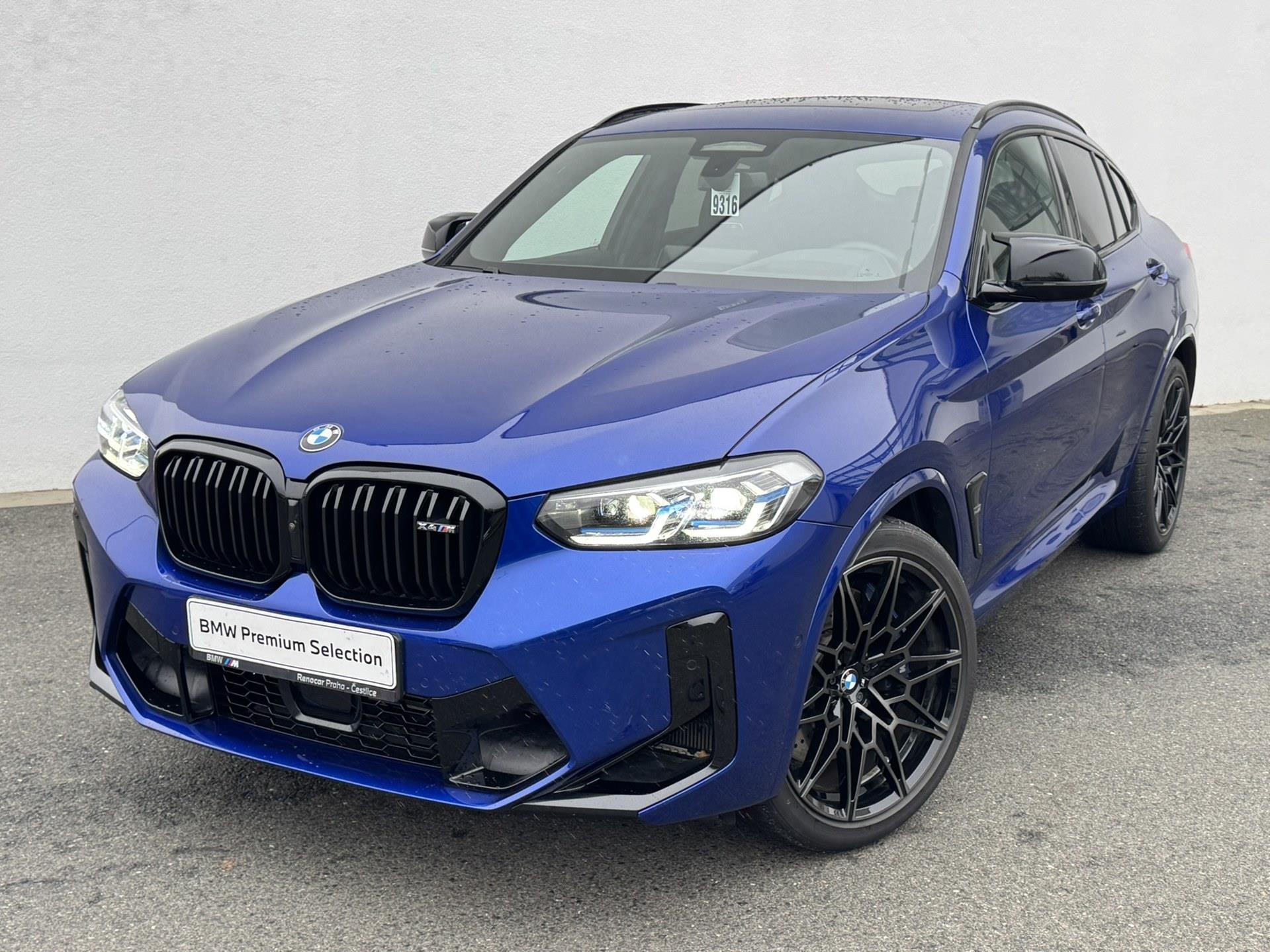 BMW X4 M Competition Tažné Panorama