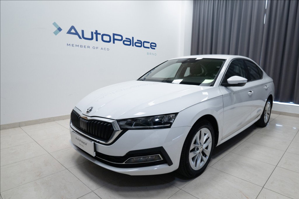 Škoda Octavia 2,0 TDI ČR KEYLESS VÝHŘEV ČR