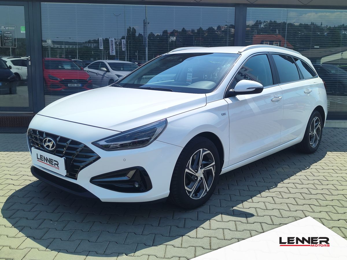 Hyundai i30 1.5 T-GDi/117kW Smart Family