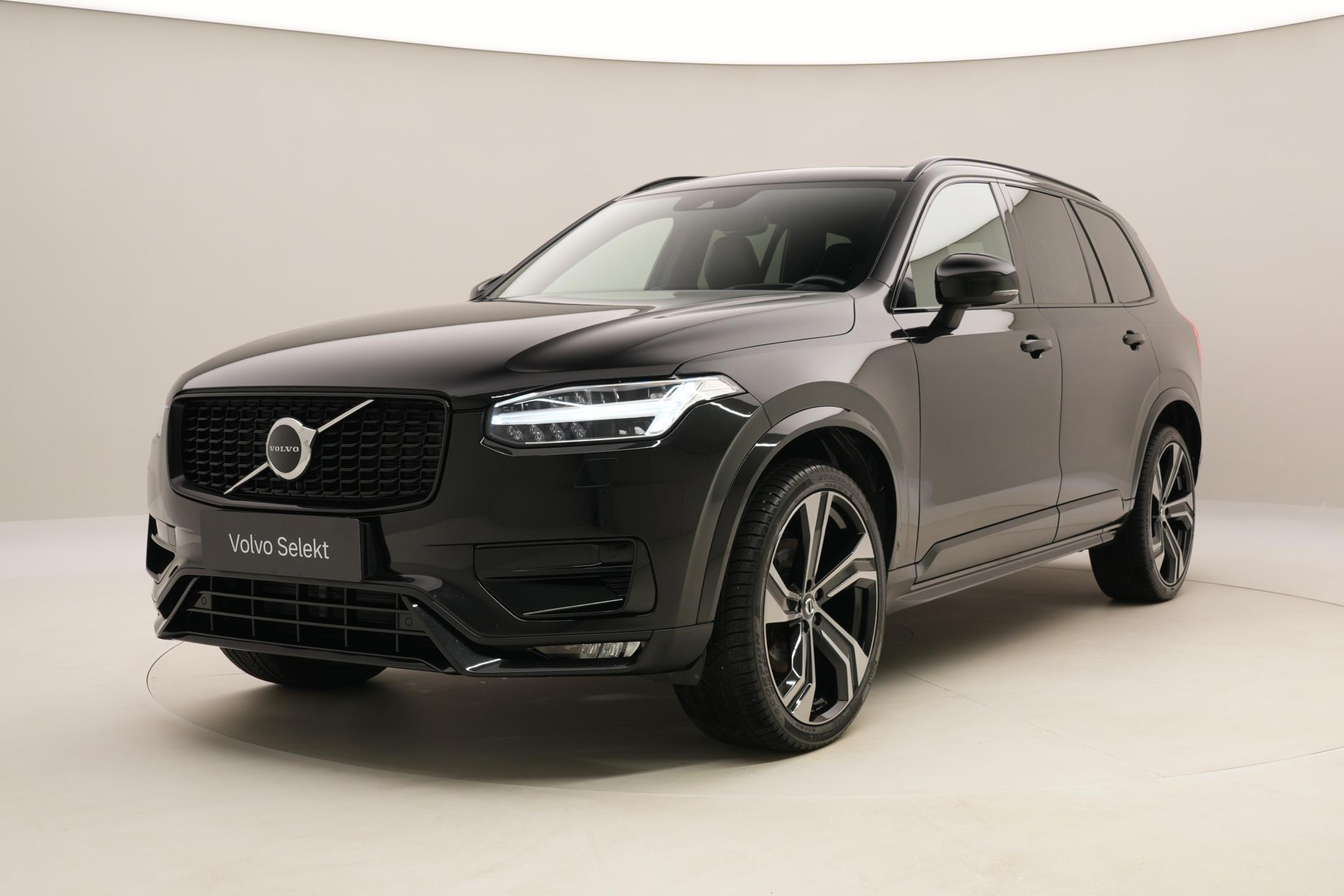 Volvo XC90 B5 AWD R-DESIGN AUT REZERVACE