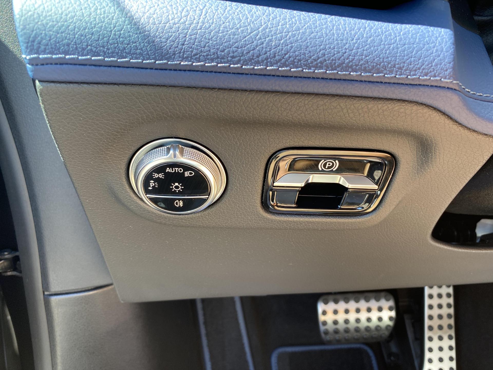 Mercedes EQS