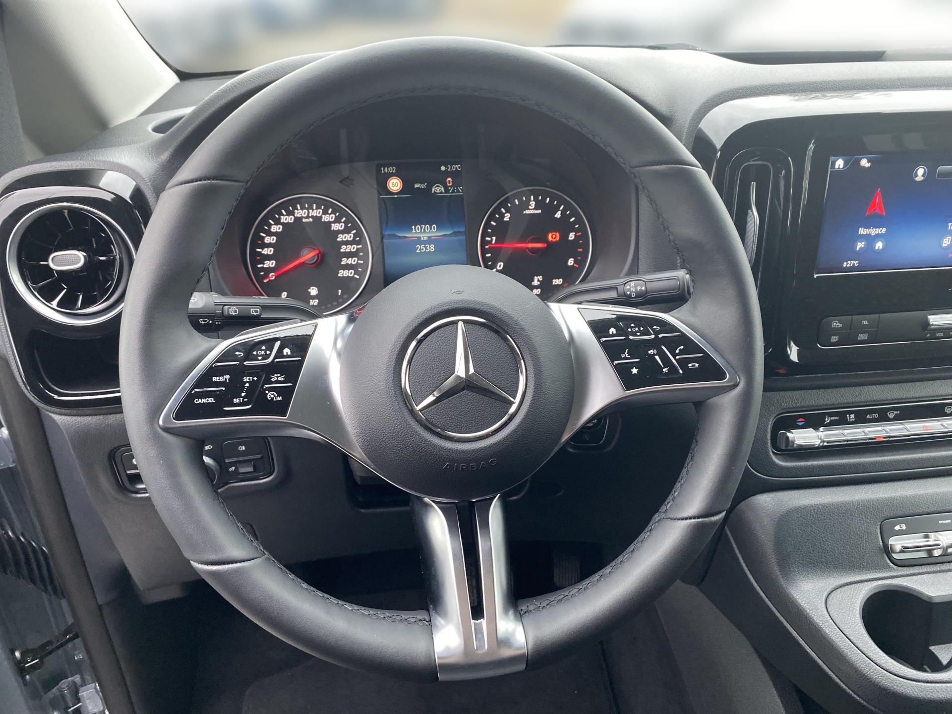 Mercedes Vito