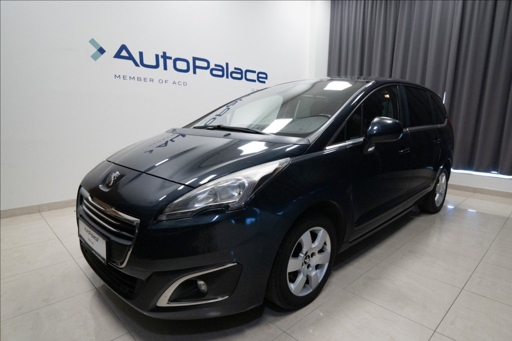 Peugeot 5008 2,0 HDI NAVIGACE TAŽNÉ 7 MÍST