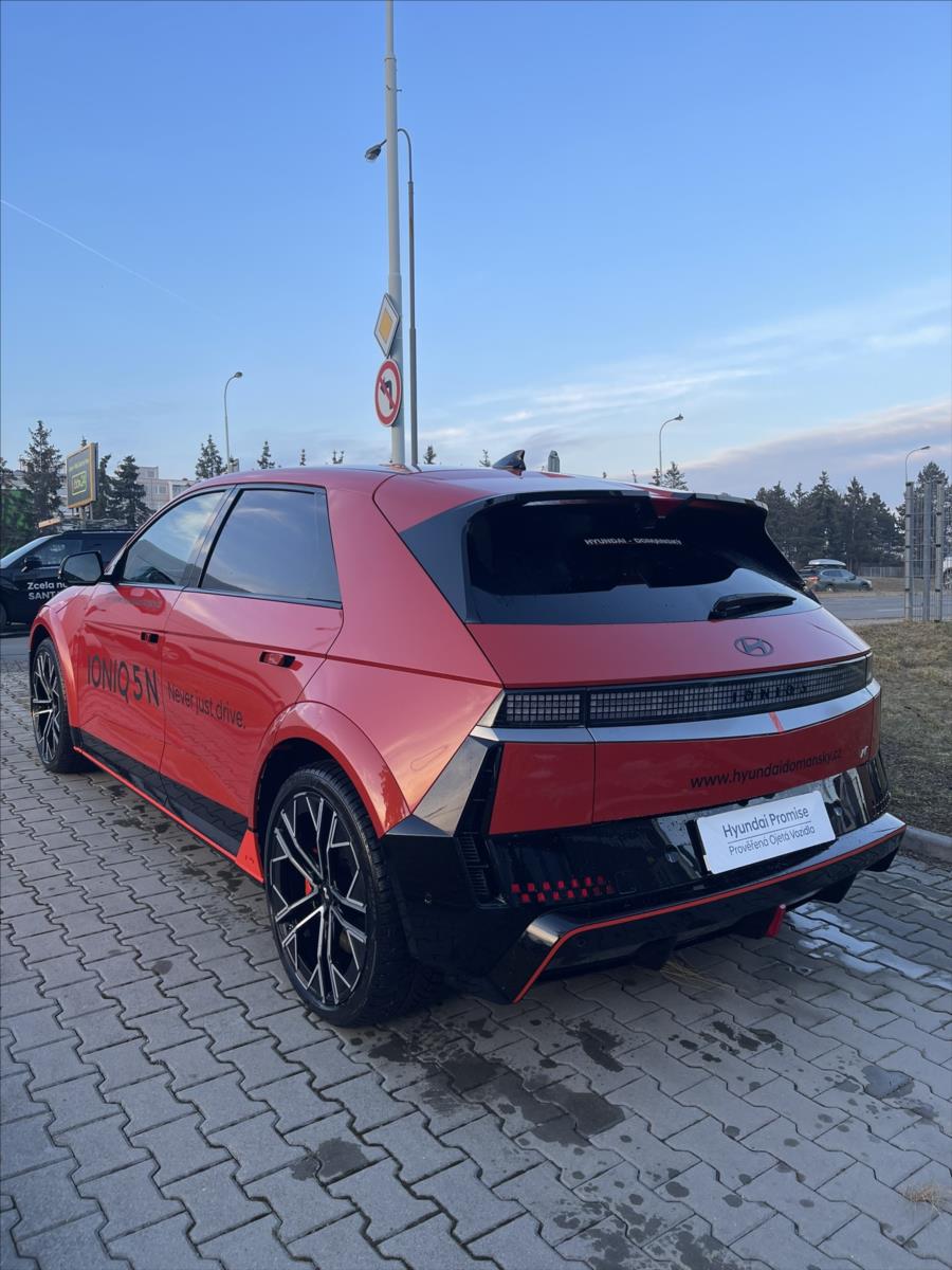 Hyundai AQA5