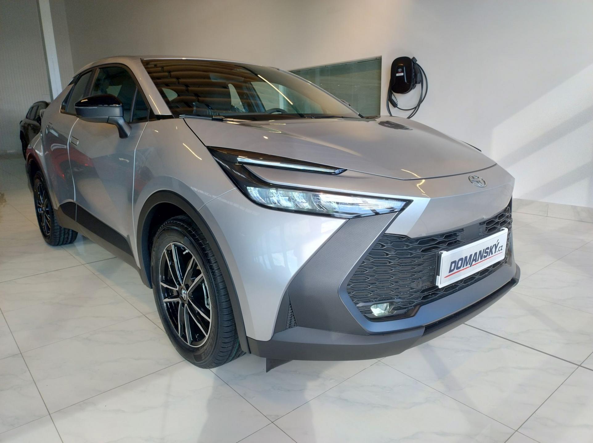 Toyota C-HR 1.8 FHEV COMFORT - 0% úrok