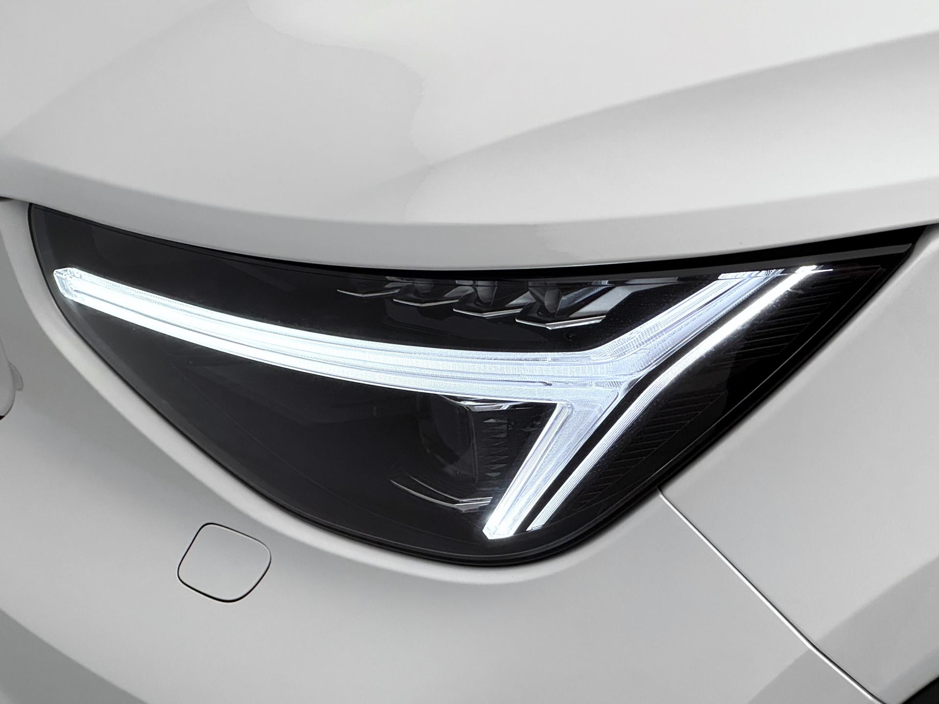 Volvo EX40