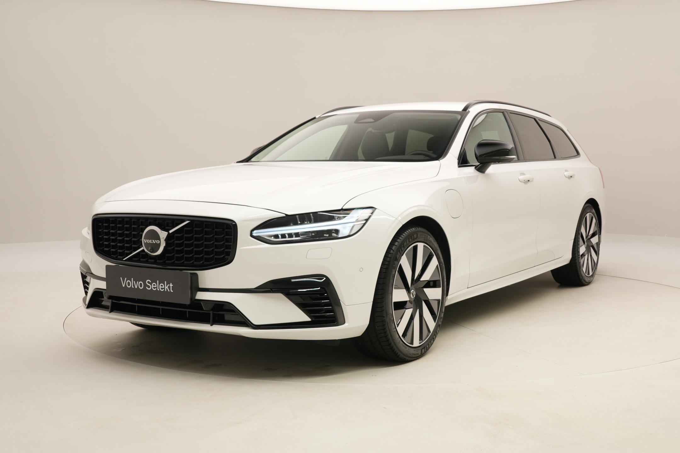 Volvo V90 T6 AWD RECHARGE DARK PLUS
