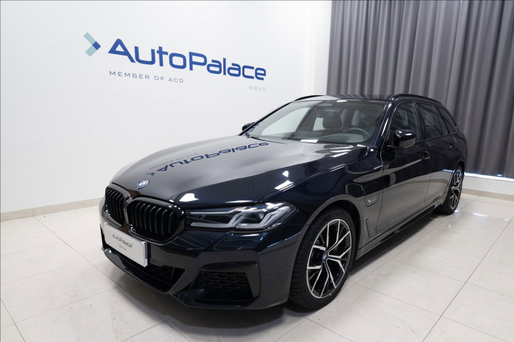BMW Řada 5 530e xDrive M Sport ČR DPH   2