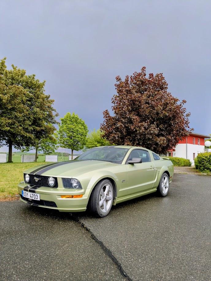 Ford Mustang GT 4,6 V8