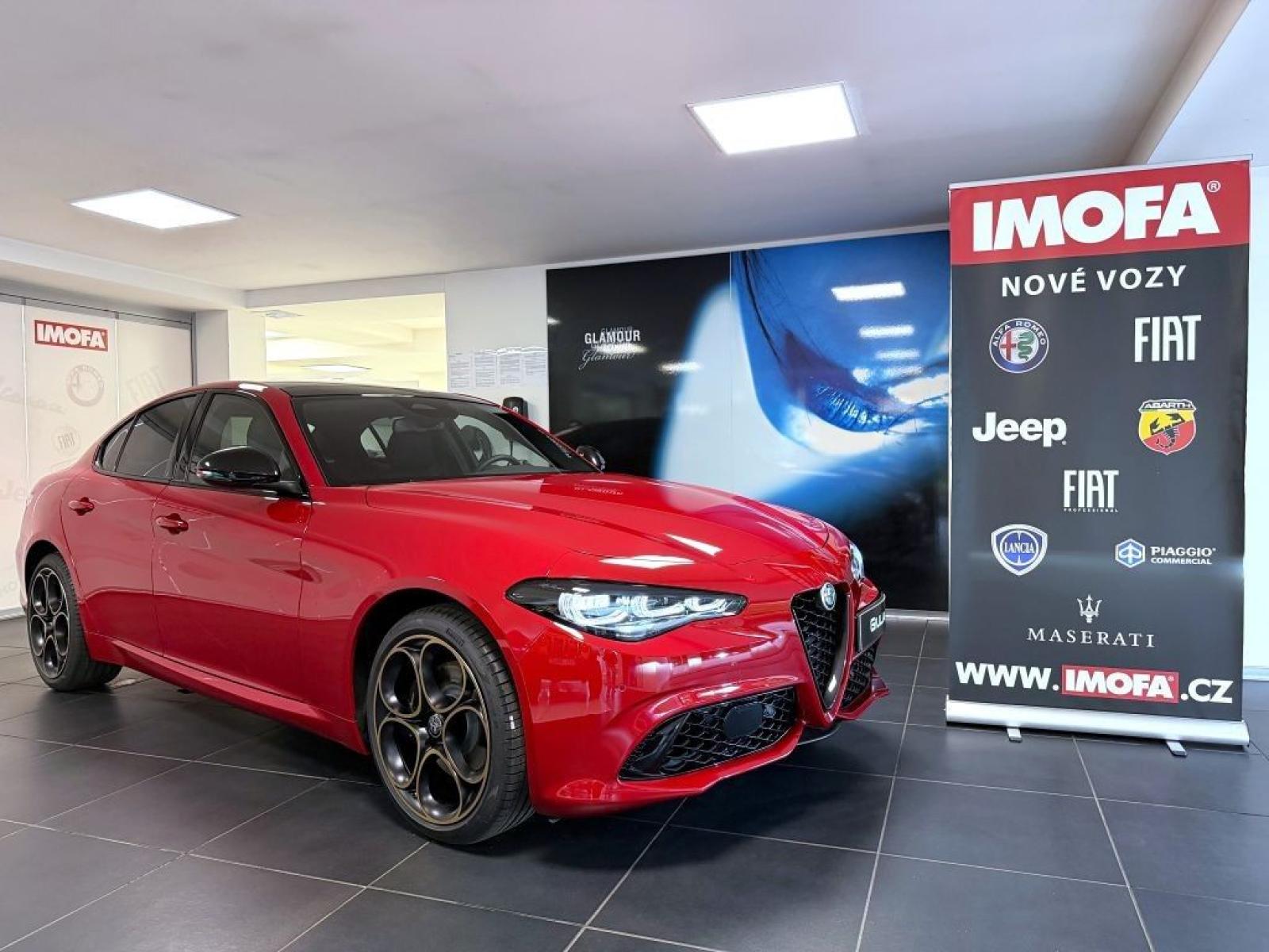 Alfa Romeo Giulia 2.0T 280k AT8 ZF Q4 4x4 Intens
