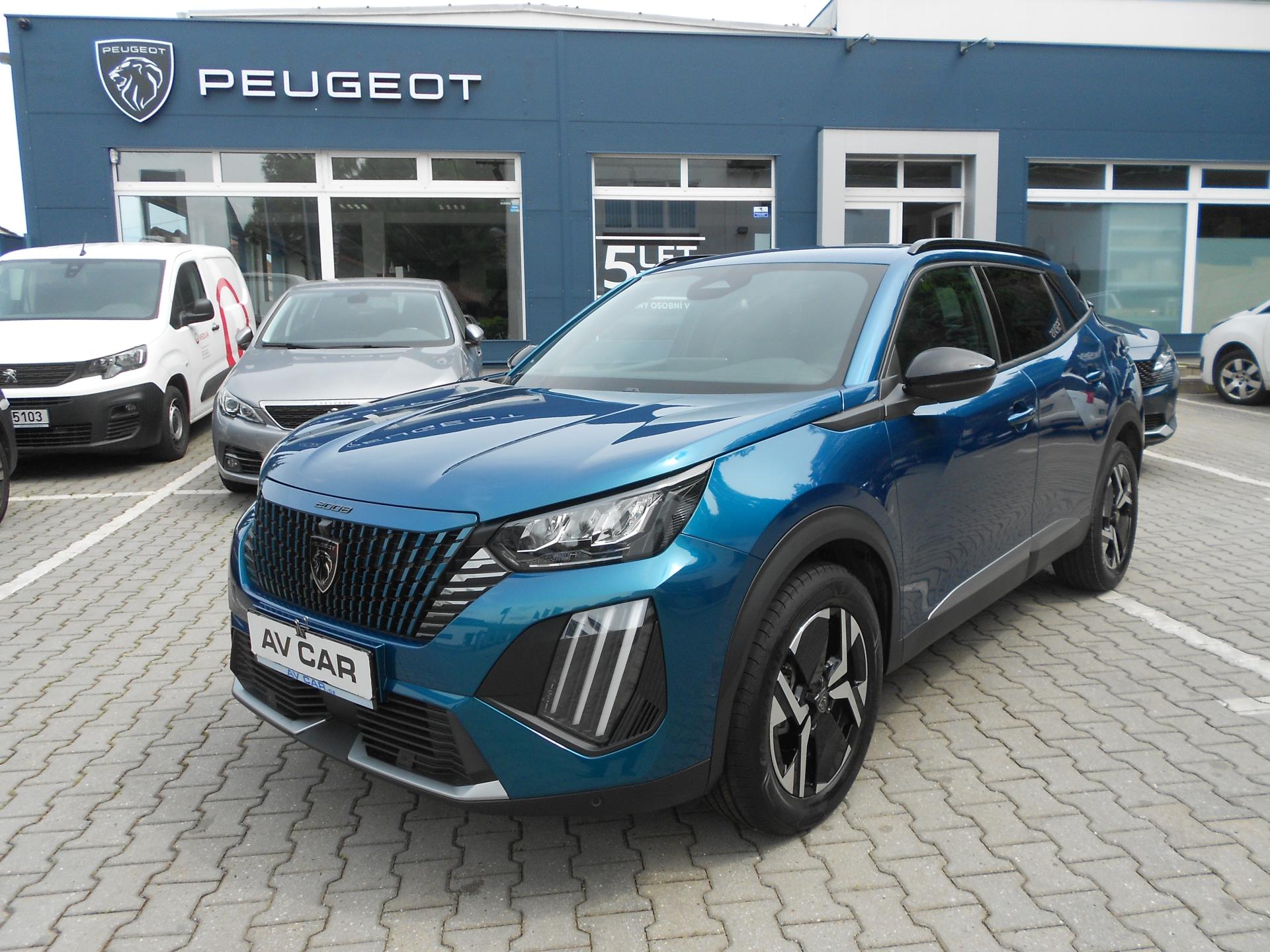 Peugeot 2008 ALLURE 1,2 130 EAT8 kamery