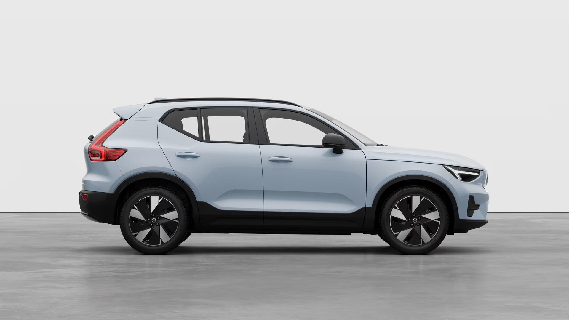 Volvo EX40